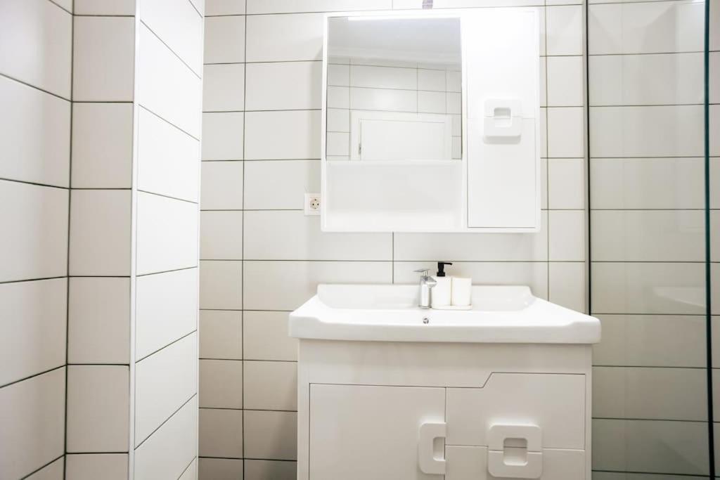 Cozy Studio In The Heart Of City Komotini Buitenkant foto